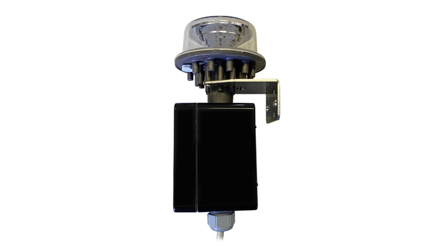 L810-LXS Low Intensity Obstruction Light